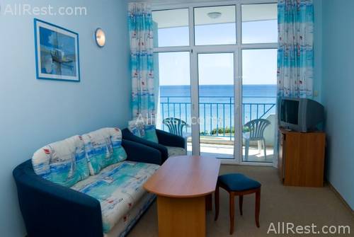 Perla Beach 1 12
